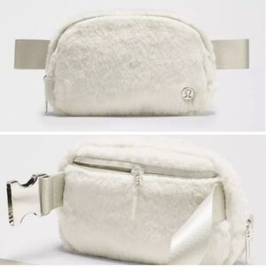 NEW Lululemon Everywhere Belt Bag 1L Plush Fleece$68 USD